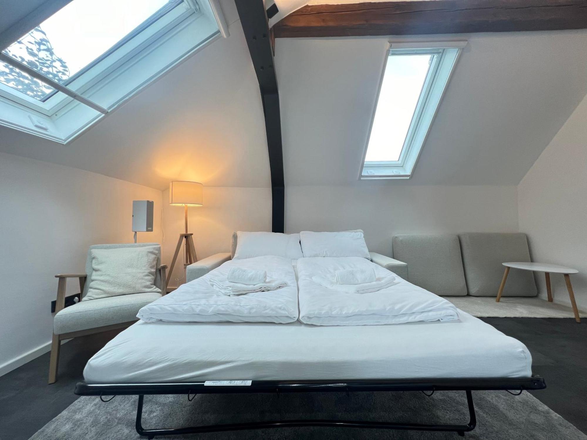 Ludwigshome - Zentrale Lage, Luxusbad, Workspace, Klima Ludwigsburg Luaran gambar